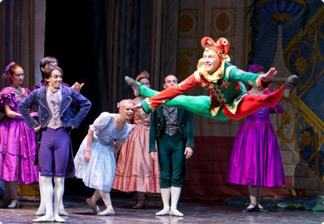 Moscow Ballet's Great Russian Nutcracker at Murat Theatre