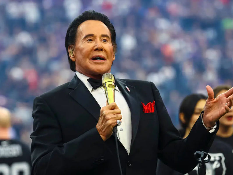 Wayne Newton